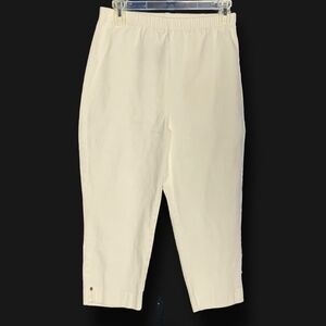 Route 66 Capri Pants in White